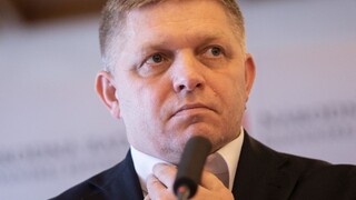 Predvolajme si veľvyslanca, vyzval Fico po prípade Slováka v Belgicku