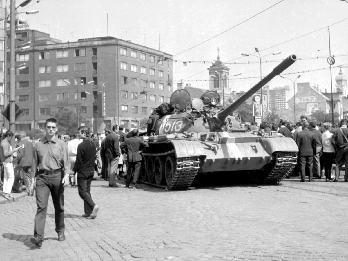"Bratská pomoc". Pred 52 rokmi vojská obsadili Československo