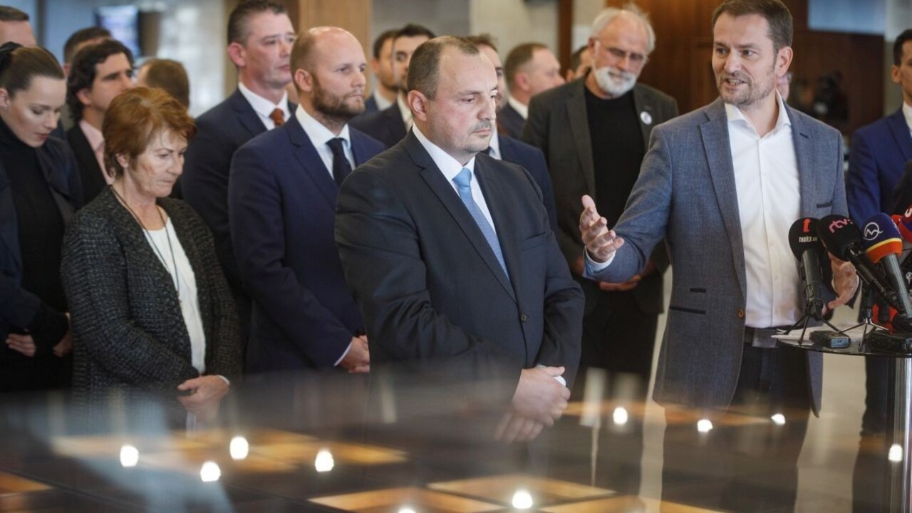 Nesklamal, nepodrazil. Kyselica má dôveru poslancov OĽANO