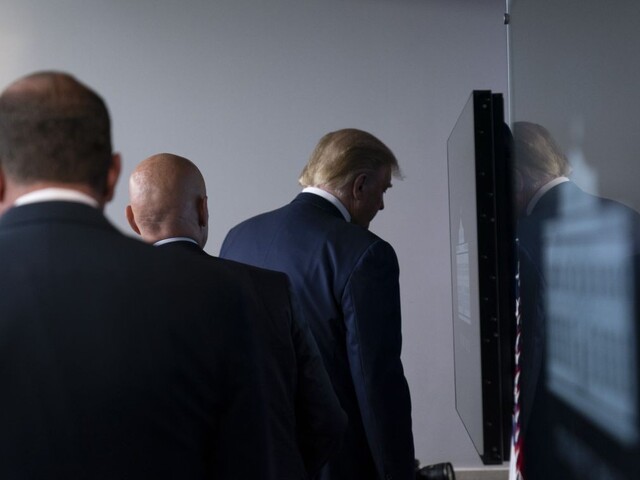 Republikánov čaká zjazd, Trump prijme prezidentskú nomináciu