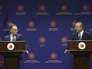 Spor môže viesť ku katastrofe. Grékov a Turkov vyzvali na dialóg