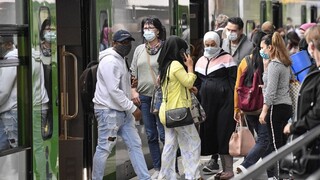 Nemecko predĺži opatrenia, štát bude vyrovnávať mzdy dlhšie