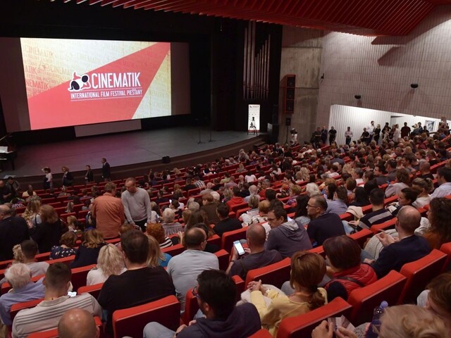 Festivalový dramaturg P. Konečný o opatreniach na MFF Cinematik