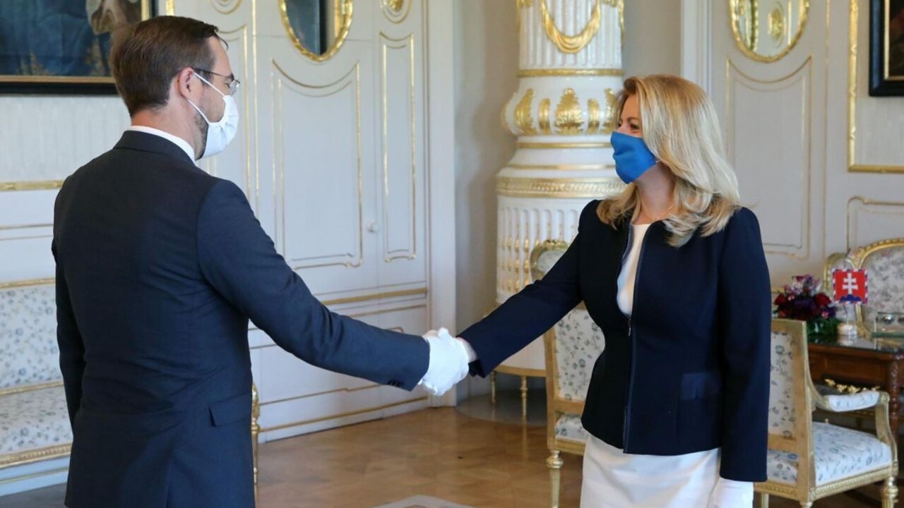 Prezidentka chce pre ľudí jasnejšie pravidlá. Stretla sa s Krajčím