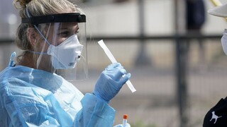 Opäť pribudlo trojciferné číslo prípadov, ÚVZ vyšší počet očakával