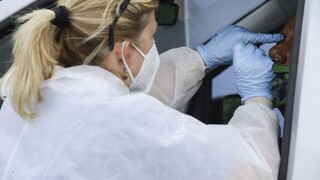 Koronavírusom sa nakazilo už 25 miliónov ľudí na celom svete