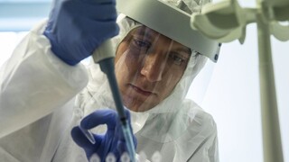 Rusi začnú vo veľkom dodávať svoju vakcínu. Prezradili, kedy