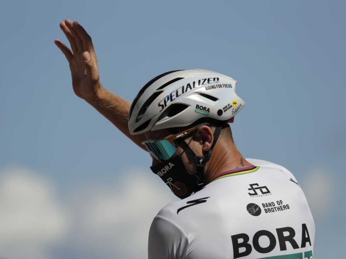 Sagan v tretej etape Tour de France piaty, získal zelený dres