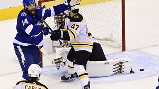 NHL: Pre Boston sa sezóna skončila, Tampa postúpila do finále