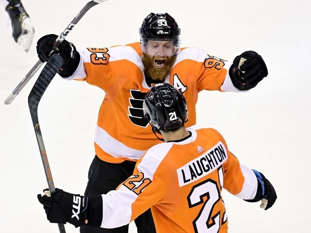 NHL: Philadelphia znížila stav série, Islanders zdolala po predĺžení