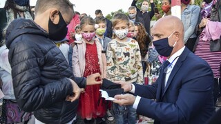 Niektoré školy pre vírus neotvorili. Zvládneme to, verí Gröhling