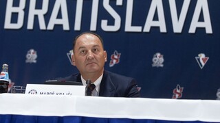 Nový tím sa musí zohrať, tvrdí manažér HC Slovan Krajči
