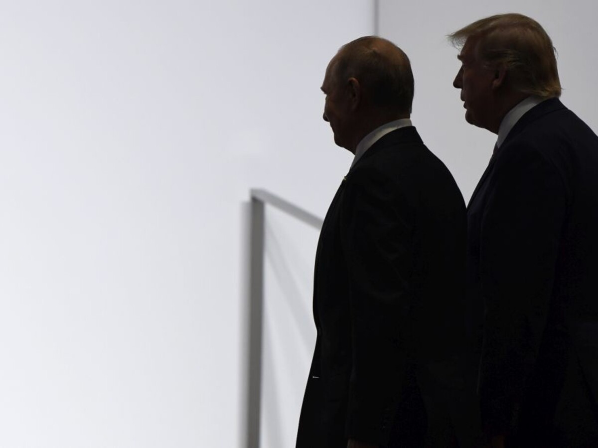 Nechce sa vzoprieť Putinovi, kritizoval Trumpa jeho volebný súper