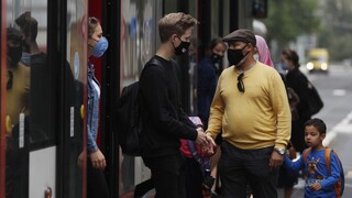 Situácia v Prahe sa nezlepšuje, je alarmujúca. Opatrenia sprísňujú