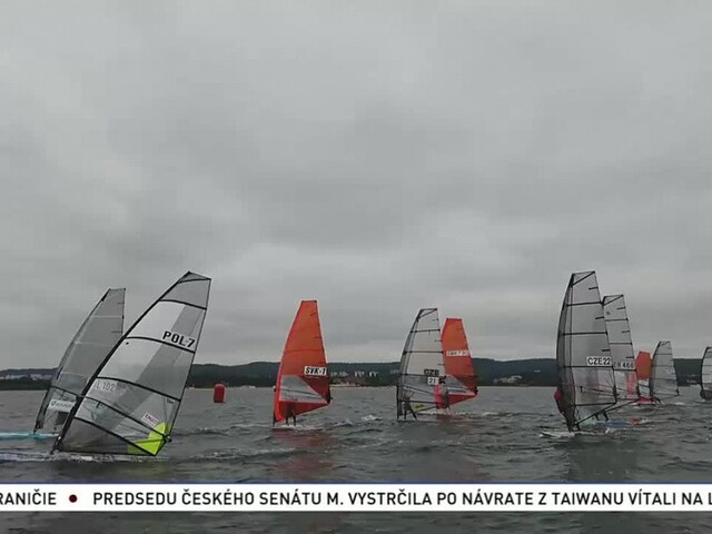 Náš windsurfista má 48 rokov, oslávil ich striebrom z Poľska