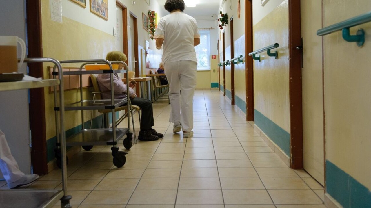 Nákaza sa dostala do bratislavského zariadenia sociálnych služieb