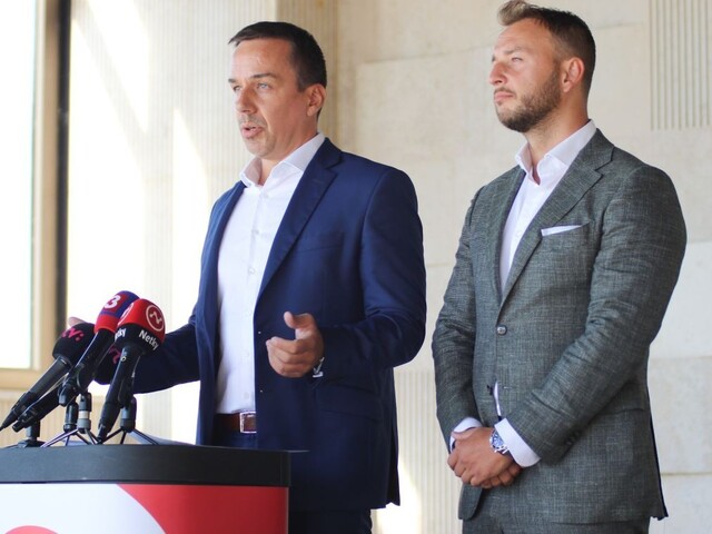 Sociálny netvor? Tomáš kritizoval dôchodkové plány Krajniaka