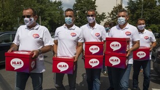 Pellegriniho Hlas už zaregistrovali, odovzdal 94 000 podpisov