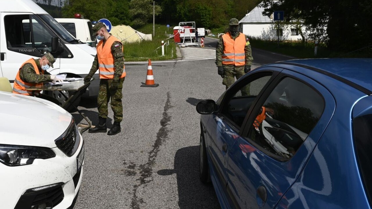 Náš sused je oficiálne červený, na výber bude test alebo karanténa