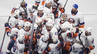 NHL: Islanders zdolali Tampu a odvrátili hrozbu vyradenia