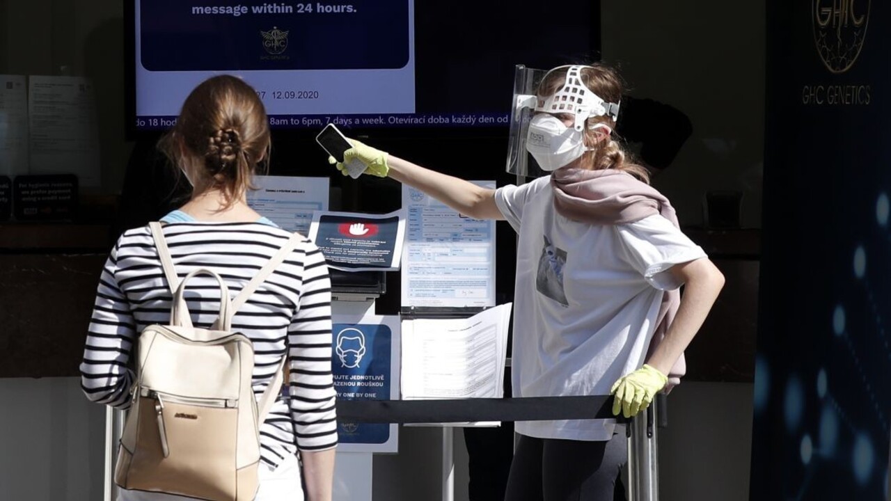 ČR je v červenej zóne. Kedy sa na vás vzťahuje výnimka z izolácie