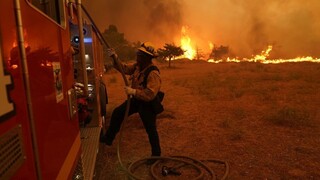 Požiar v Kalifornii naďalej zúri, hasiči zlikvidovali len zlomok
