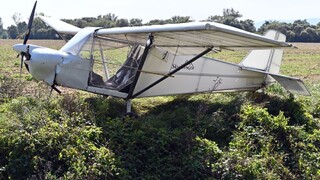 Na východe našli v poli havarované lietadlo bez posádky