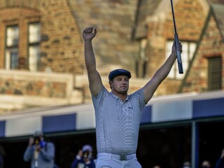 Golfový US Open ovládol DeChambeau, Sabbatini skončil na 59. priečke
