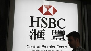 Škandál banky HSBC spôsobil jej predpad, investori predávajú podiely