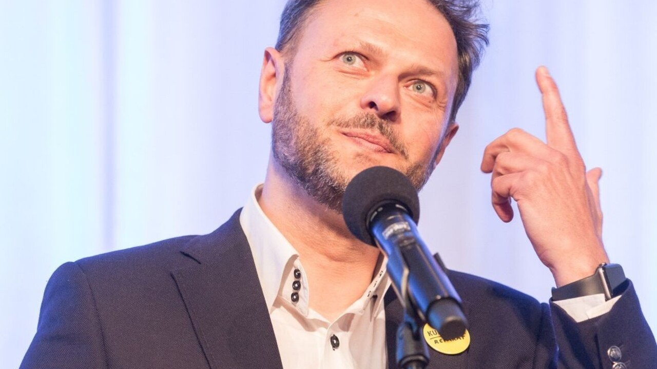 Pošlite Kuffu do cirkusu, písal Havran. Už ho za to nestíhajú