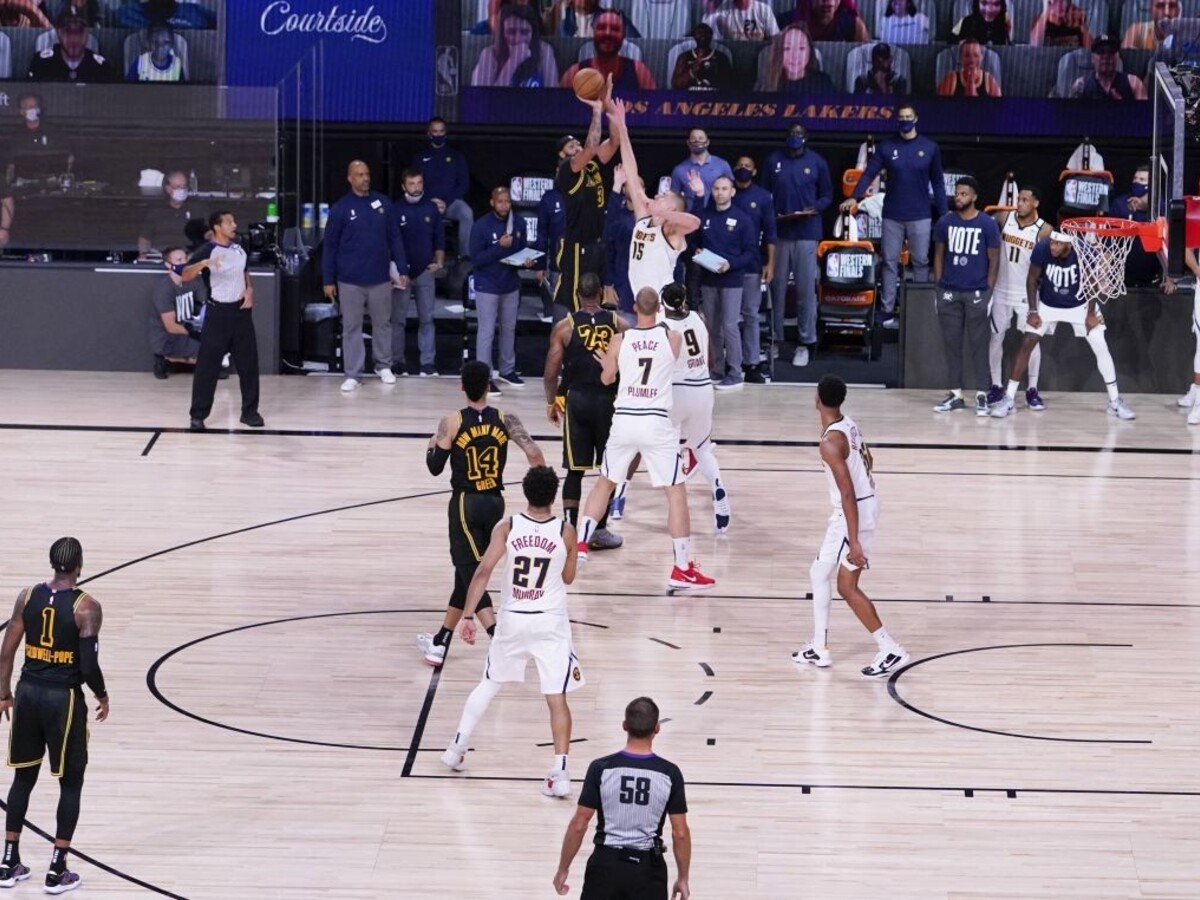 NBA: Denver znížil stav série, triumfoval nad LA Lakers