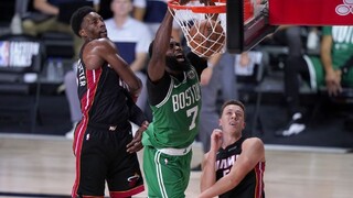 NBA: Basketbalisti Miami zdolali Boston, sú krok od finále