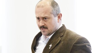 Na Kotlebovo odmietnutie rúška reagoval aj policajný prezident