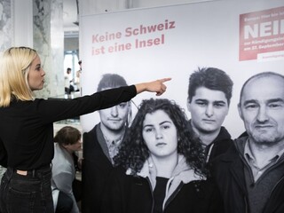 Švajčiari rozhodli v referende o migrácii, šéfka EK výsledky víta