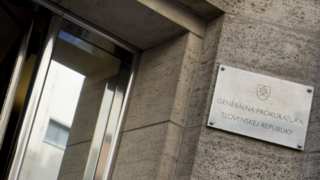 Prokurátori vyberajú kandidáta na GP. V hre sú štyri mená