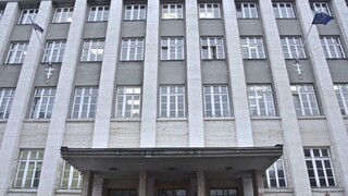 Proces v prípade vraždy Sýkoru pokračuje, obžalovali štyroch mužov