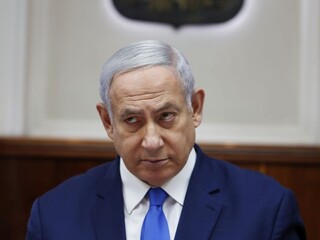 Izrael zákonom obmedzil demonštrácie, premiér to obhajuje koronavírusom