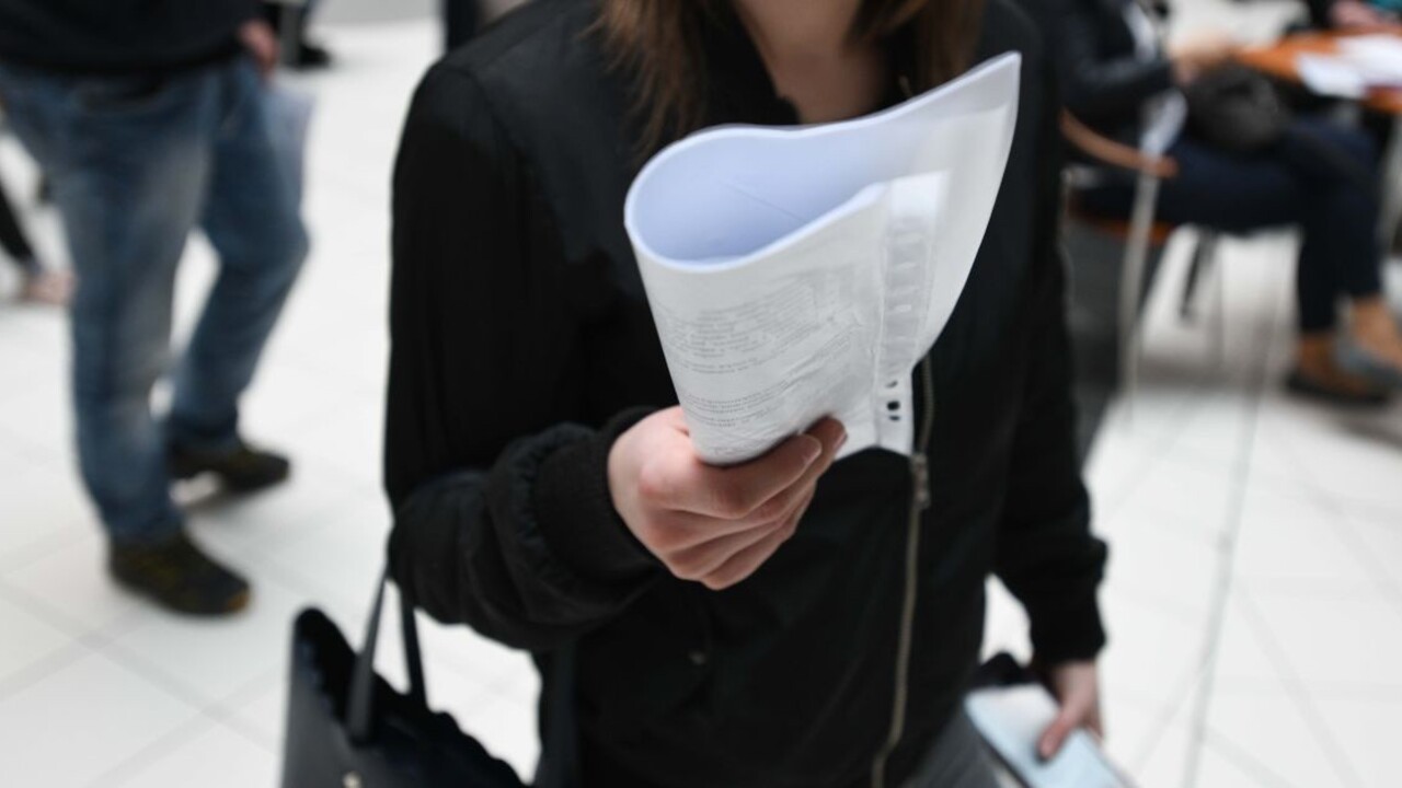 Dá sa aj v novembri. Heger pripomenul, ako je to s platením daní