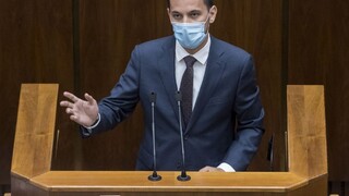 Núdzový stav obmedzuje práva? Fico len straší ľudí, reaguje Šeliga