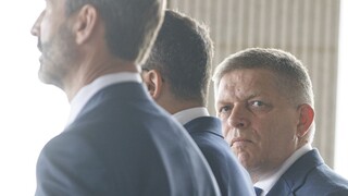 Bude mimoriadna schôdza. Fico: Hanba, ak neschvália program