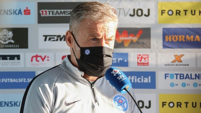 Zranenia i koronavírus. Hapal rieši otázniky pred zápasom s Írmi