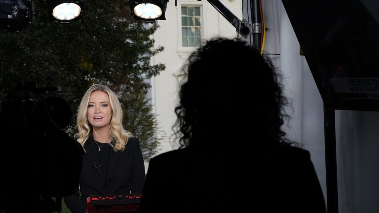 Nakazila sa hovorkyňa Bieleho domu, testovali ju niekoľkokrát