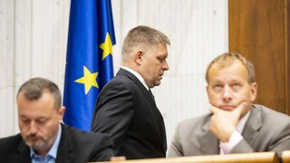 Ficovi zablokovali mimoriadnu schôdzu o rozhodnutiach vlády