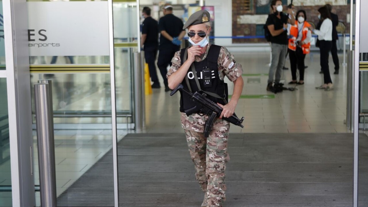 Na situáciu u nás reaguje aj Cyprus, avizuje výrazné obmedzenia