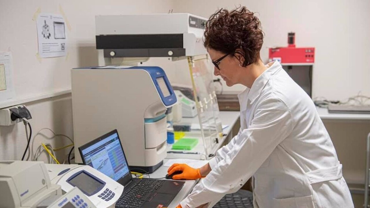 Ako rozoznať chrípku od Covid-19? Je to ťažké, priznáva ÚVZ