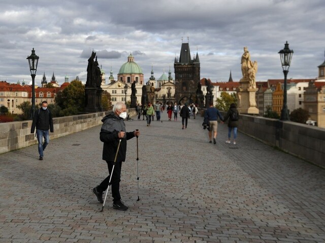 Spolupracovník TA3 D. Vozdecký o nových opatreniach v Česku