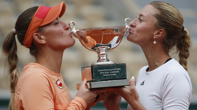 Babosová a Mladenovicová obhájili titul na Roland Garros