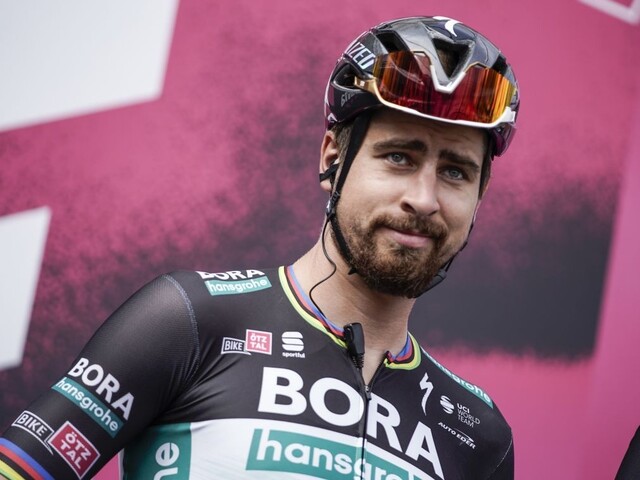Sagan triumfoval na Giro. Po úniku vyhral svoju prvú etapu