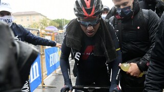 Narvaez triumfoval, Saganovi dlhá kopcovitá trať nevyhovovala