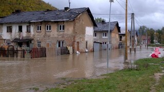 Ľudia sa vrátili do svojich obydlí, záplavy sa však môžu vrátiť